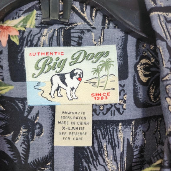 Shirt - Picture 3 of 4